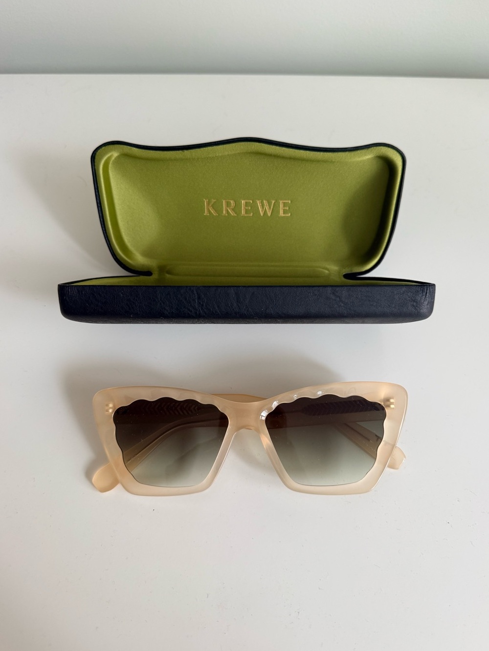 KREWE Brigitte Glasses in Blonde
